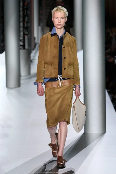 Look 51